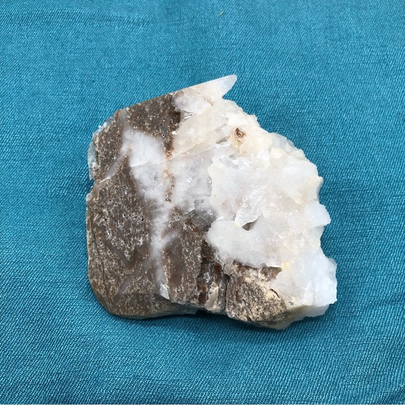 Himalayan Clear Quartz Cluster Specimen on matrix (High Quality) - Picture 6 of 7